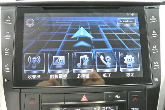 Toyota Camry 2 0 豪華 7代 2017 中古車 二手車 52萬 萬豐車業abc好車網