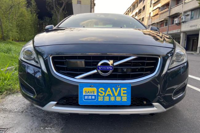 Volvo S60 T5 旗艦版 2代 11年中古車 二手車 33 8萬 鉌馬汽車商行abc好車網 Volvo S60 T5 旗艦版 2代 11年中古車 二手車 33 8萬 鉌馬汽車商行abc好車網