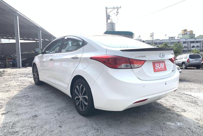 Hyundai Elantra Ex 1 8 旗艦型 5代 14 中古車 二手車 38 8萬 佑冠汽車abc好車網