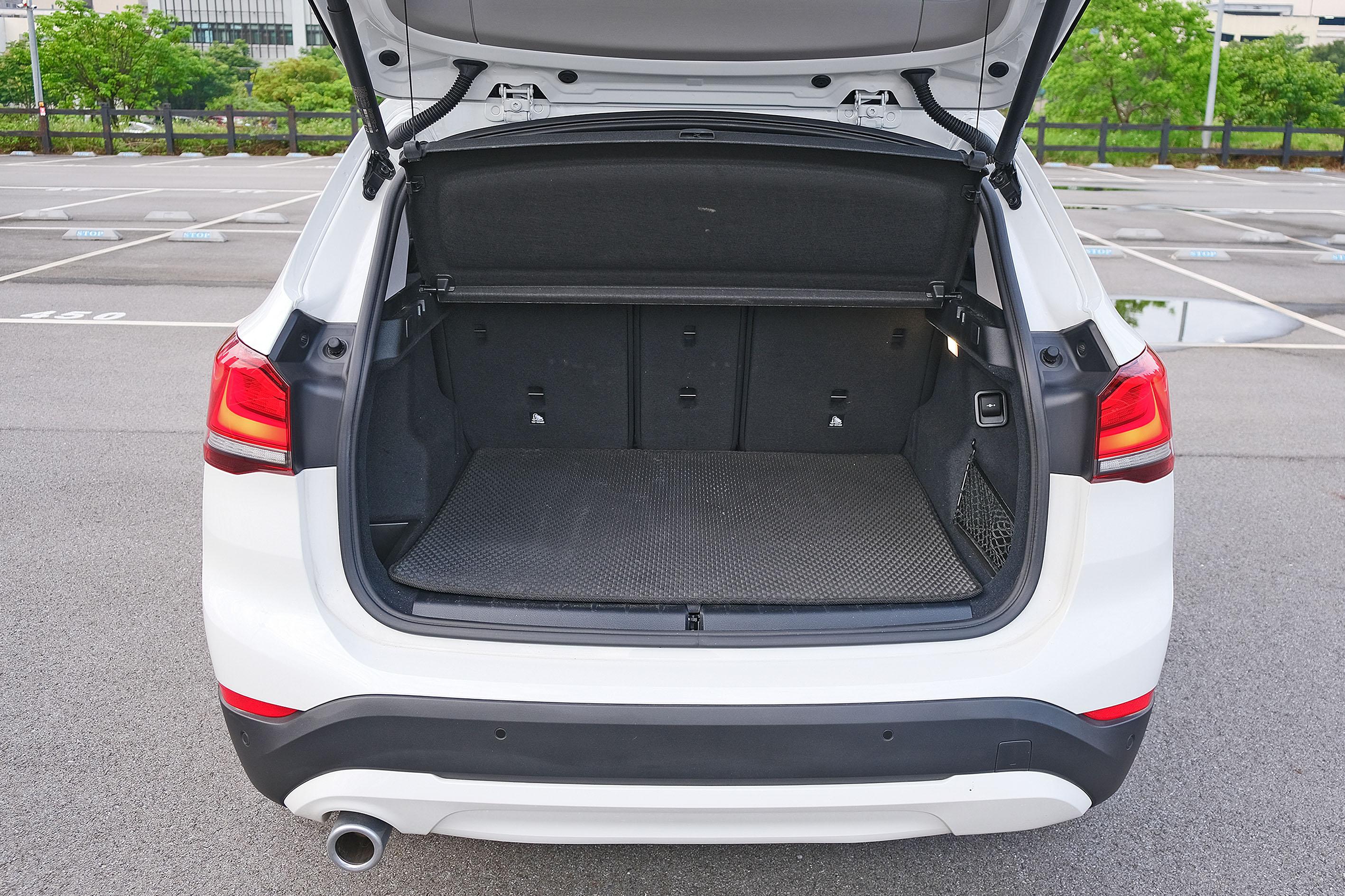 Bmw X1 Sdrive18i 領航版 F48 自手排19 中古車 二手車 139 8萬 宏康汽車abc好車網